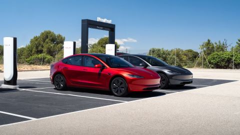 getting-closer:-tesla-is-preparing-a-big-surprise