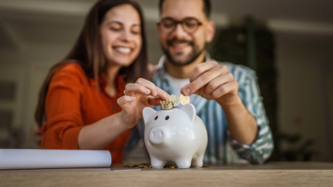 more-than-40%-of-generation-z-are-prioritizing-savings-over-discretionary-spending,-according-to-a-bank-of-the-us-survey