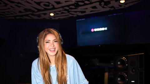 shakira-wants-her-fans-to-dance-with-her-at-the-world-cup:-“i’m-going-to-need-more-dancers”