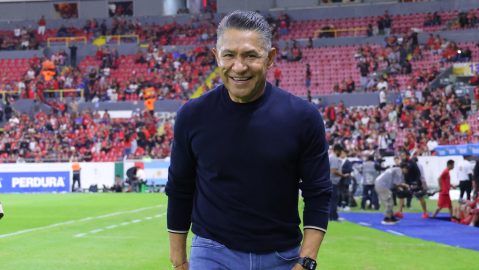 nacho-ambriz-bets-on-raul-jimenez-and-“hormiga”-gonzalez-as-the-forwards-for-the-world-cup