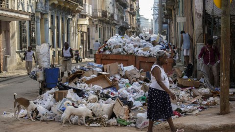 trump-insists-on-seeing-cuba-as-“a-failed-nation”-where-everything-is-lacking-because-of-his-government