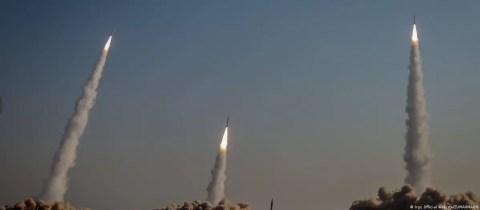 iran-warns-that-the-war-will-expand-to-other-regions-if-the-us-attacks-again