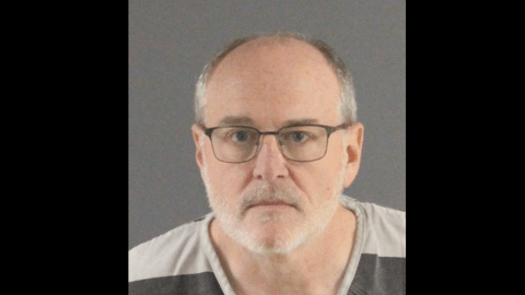 award-winning-teacher-ends-up-arrested-after-explicit-chats-with-alleged-teenager-in-maryland