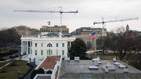 the-white-house-ballroom-will-have-an-attack-drone-system-mounted-on-its-roof