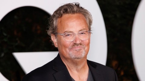 matthew-perry’s-belongings-linked-to-mates-will-be-auctioned