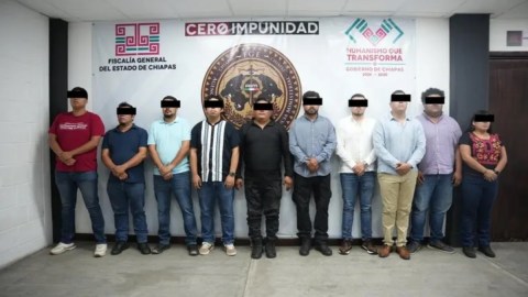 chiapas-police-officers-shown-on-video-torturing-2-detained-people