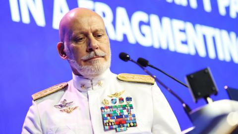 “we-cannot-deter-anyone-just-by-waving-money-in-the-air”:-nato-military-chief-responds-to-pressure-from-hegseth