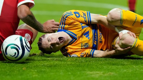 canada-loses-marcelo-flores-due-to-torn-ligaments-for-the-2026-world-cup
