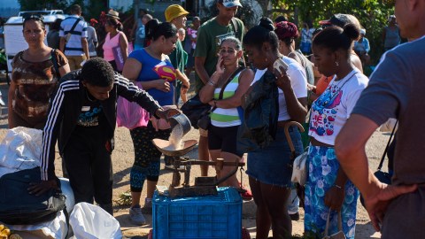 us-oil-blockade-stops-20,000-tons-of-humanitarian-aid-to-cuba:-un