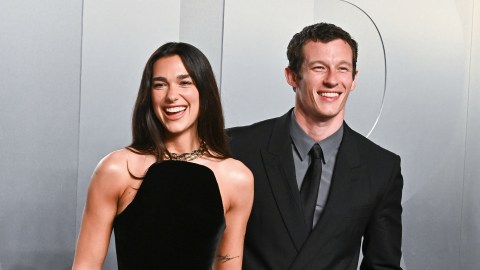 dua-lipa-and-callum-turner:-all-the-details-of-their-wedding-in-sicily