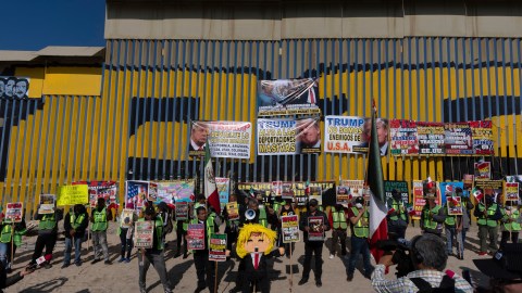 trump’s-immigration-policy-transformed-migration-in-mexico-and-reduced-crossings-by-more-than-80%:-iom