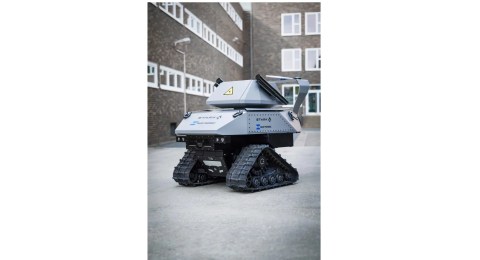 germany-built-a-terminator-robot-capable-of-shooting-down-drones-with-laser-beams-and-it-will-arrive-in-2027