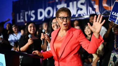 bass-and-pratt-are-shaping-up-for-the-second-round-for-the-mayor-of-los-angeles