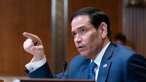 la-opinion-today:-marco-rubio-accuses-cuba-of-terrorism-and-espionage-for-china