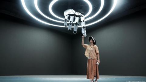 one-in-two-young-people-believes-that-romance-with-ai-will-improve-happiness