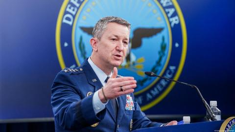 top-us-military-chief-visits-venezuela-for-the-first-time