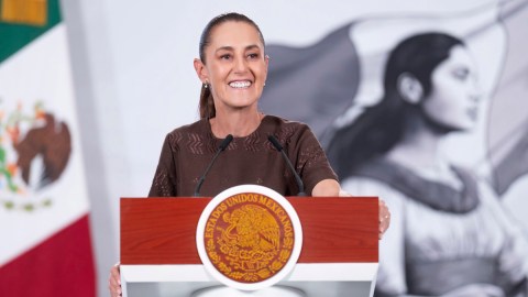 sheinbaum-thanks-amlo-for-support-in-the-face-of-“interference”-by-us-officials
