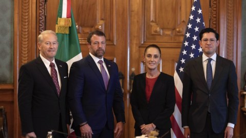markwayne-mullin-highlights-mexico’s-cooperation-and-recognizes-the-importance-of-respecting-its-sovereignty