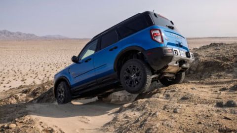 total-alert:-ford-recommends-not-driving-some-bronco-and-maverick