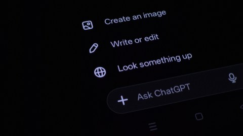 openai-launches-lockdown-mode:-the-new-security-layer-that-protects-your-sensitive-data-in-chatgpt