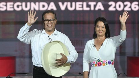 who-are-roberto-sanchez-and-keiko-fujimori-and-what-can-decide-the-race-to-preside-over-unstable-peru