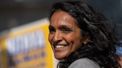 karen-bass-leads-primaries-in-los-angeles-while-raman-approaches-pratt