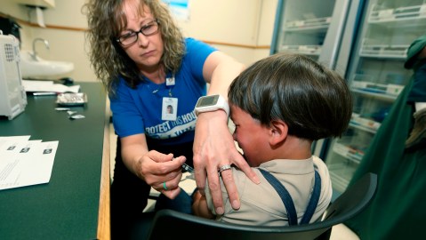 world-on-alert:-paho-calls-for-reinforcing-vaccination-against-measles-due-to-alarming-wave-of-cases