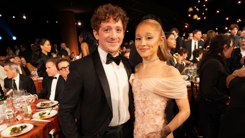 ariana-grande-and-ethan-slater-ended-their-relationship