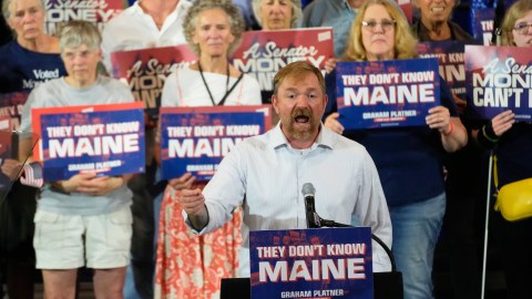 graham-platner-defeats-scandals-and-wins-democratic-senate-primary-in-maine