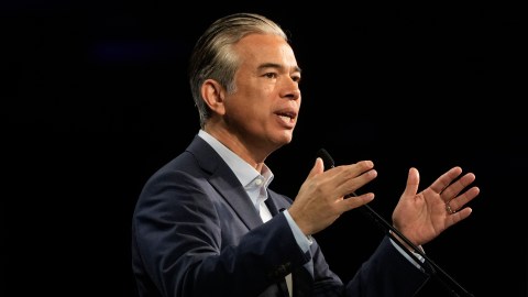 california-sues-trump-administration-to-stop-construction-of-dhs-detention-center