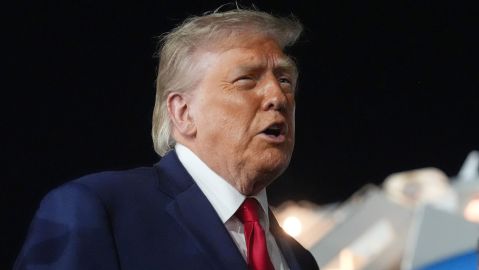 trump-assures-that-he-could-invade-iran-with-a-small-group-of-soldiers