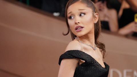 ariana-grande-attacks-the-white-house-for-using-her-song-“bye”