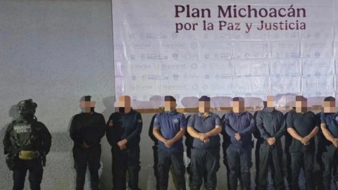 eight-michoacan-police-officers-arrested-accused-of-serving-the-cjng