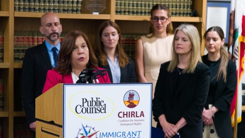 judge-orders-immediate-reforms-in-adelanto-to-take-care-of-the-health-of-detainees