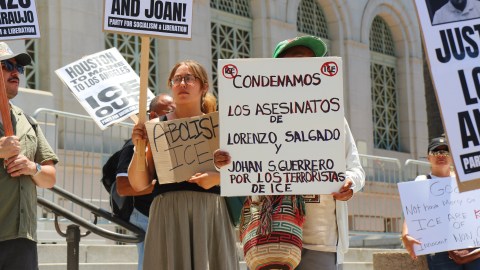 la-community-protests-against-deaths-and-damage-caused-by-ice